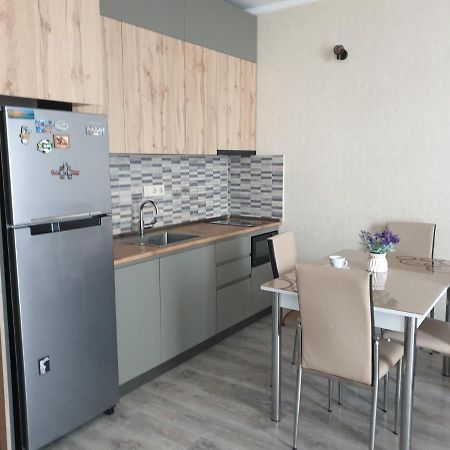 Lia'S Apartment In Orbi Batumi Kültér fotó